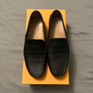 Tod’s Gommino Driving Shoes in Pebbled Leather